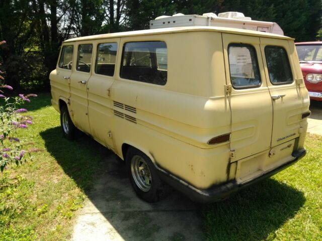 Chevrolet Corvair 1964 image number 1