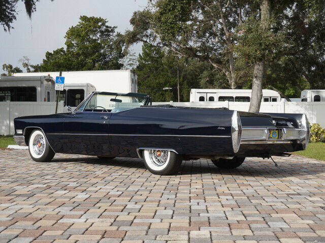 Cadillac Coupe 1967 image number 33