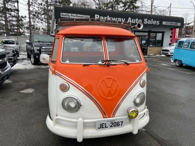 Volkswagen Bus/Vanagon 1975 image number 1