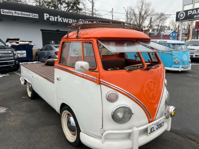 Volkswagen Bus/Vanagon 1975 image number 18