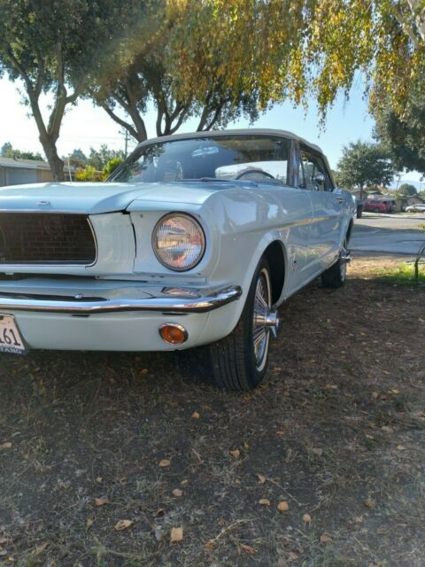 Ford Mustang 1966 image number 14