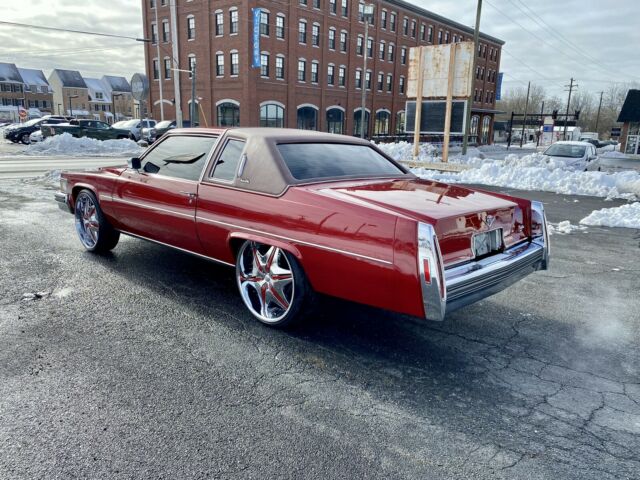 Cadillac DeVille Coupe 1978 image number 15