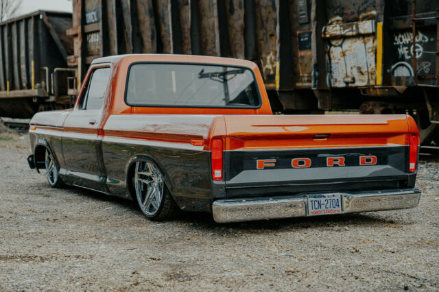 Ford F-100 1977 image number 0