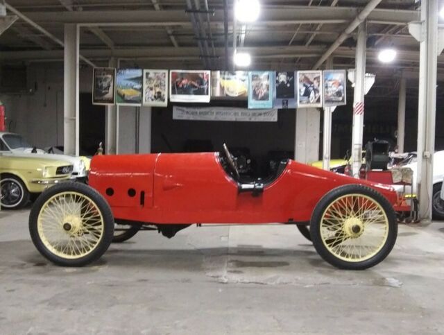 Ford Model T 1915 image number 1