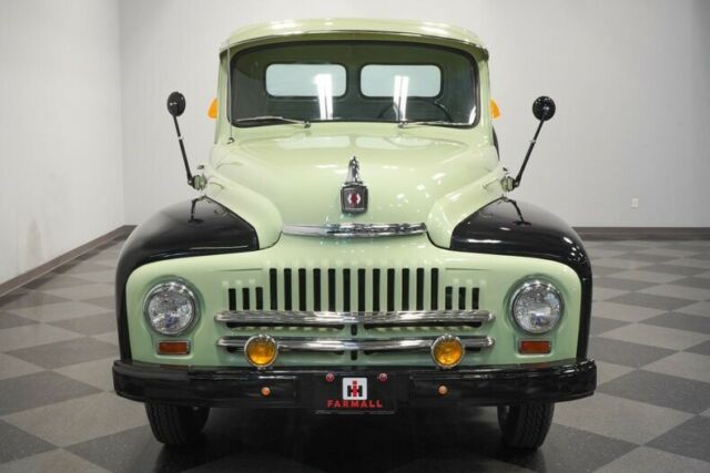 International L110 Pickup 1952 image number 19