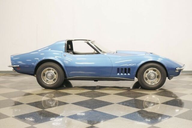 Chevrolet Corvette 1968 image number 15