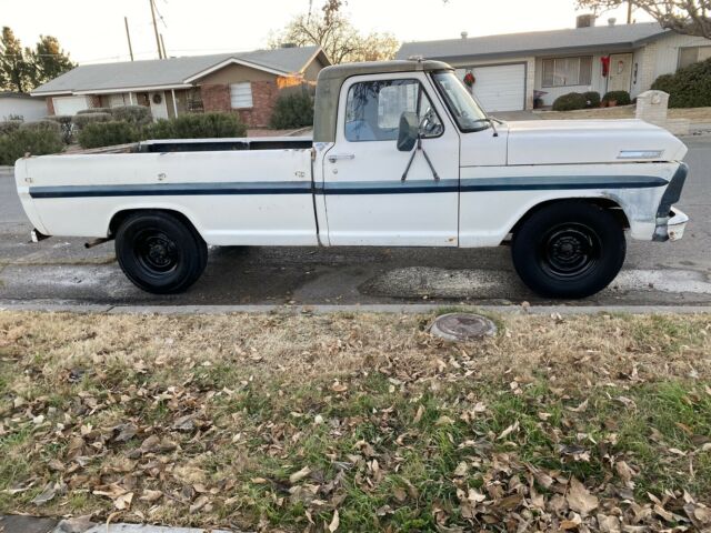 Ford F250 1967 image number 22