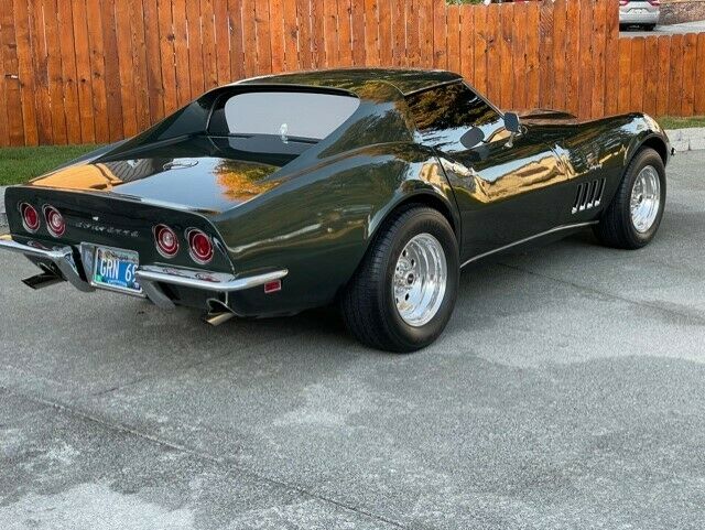 Chevrolet Corvette 1969 image number 21