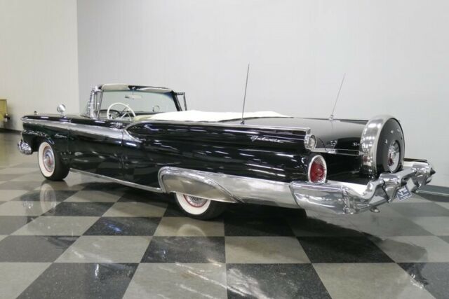 Ford Galaxie 1959 image number 8