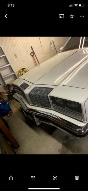 Oldsmobile Cutlass 1977 image number 1