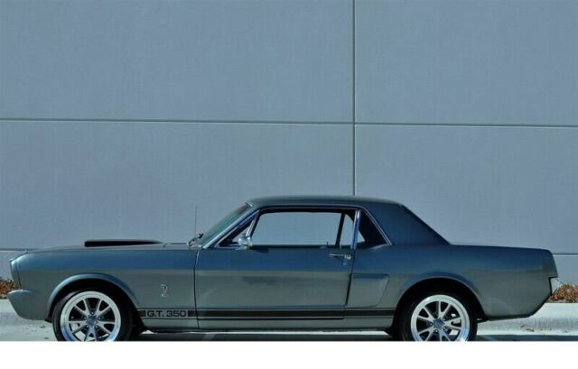 Ford Mustang 1966 image number 24