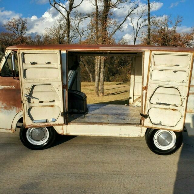 Ford E-Series Van 1963 image number 21