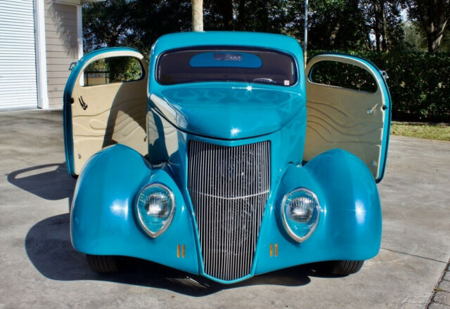 Ford 3-Window Coupe 1936 image number 11