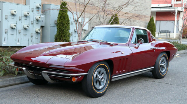 Chevrolet Corvette 1965 image number 27