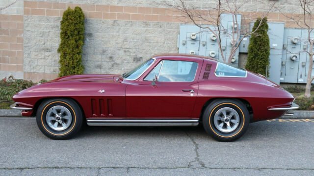 Chevrolet Corvette 1965 image number 4