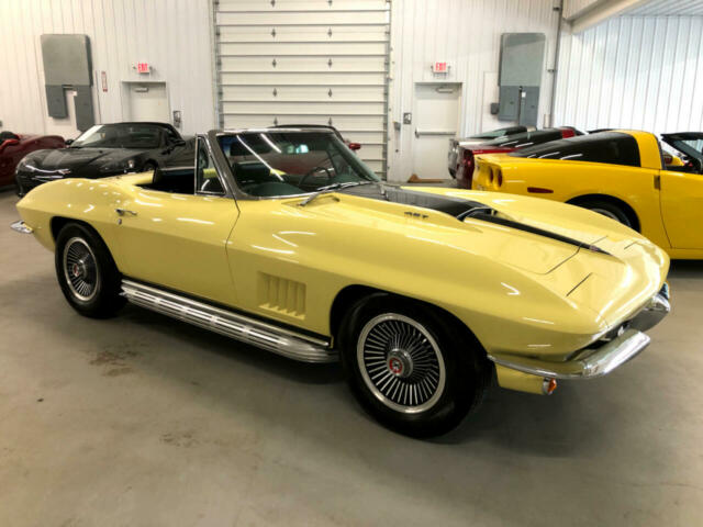 Chevrolet Corvette 1967 image number 28