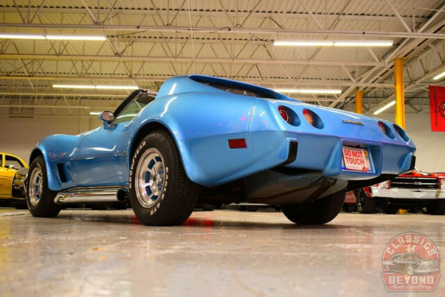 Chevrolet Corvette 1977 image number 46