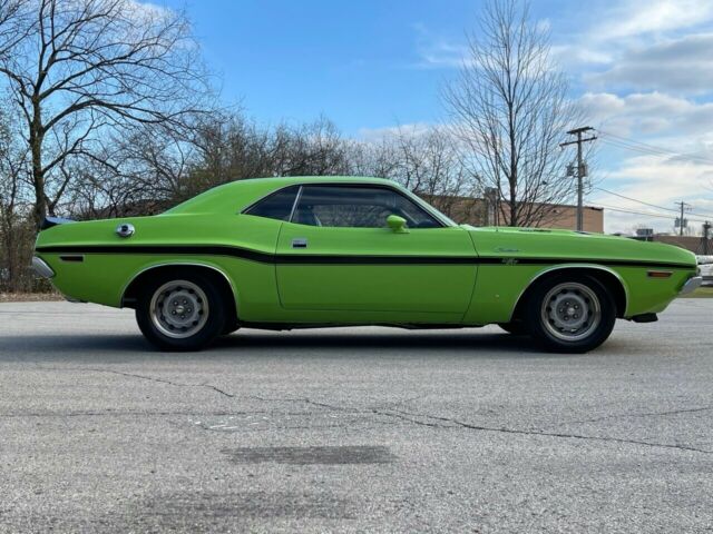 Dodge Challenger 1970 image number 32