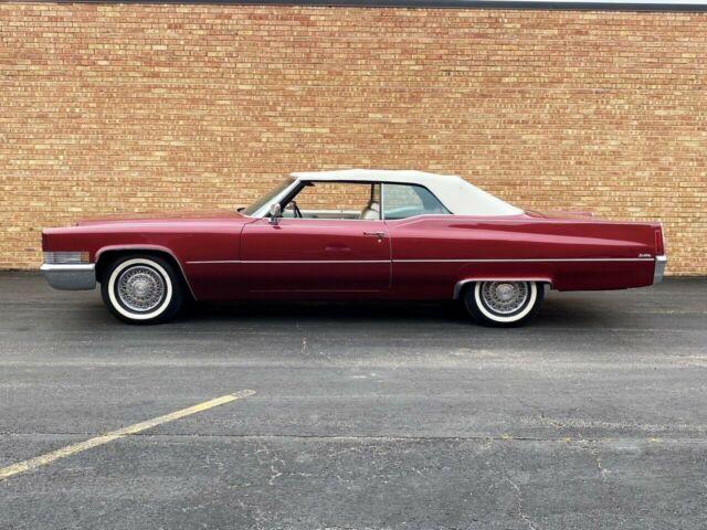 Cadillac DeVille 1970 image number 1