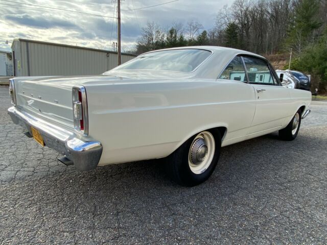 Ford Fairlane 1966 image number 32