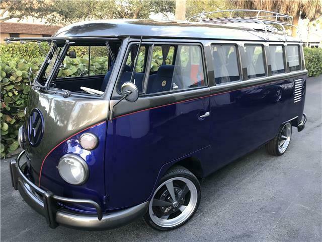 Volkswagen Bus/Vanagon 1972 image number 12