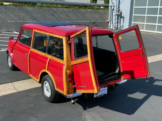 Austin Mini Traveller 1967 image number 15