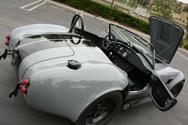 Shelby Cobra 1965 image number 19