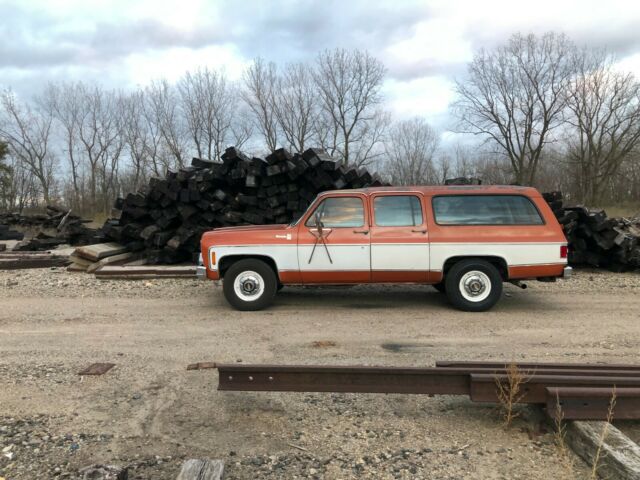 Chevrolet C20 Suburban 1975 image number 14