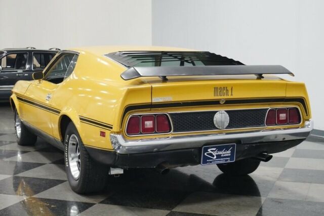 Ford Mustang 1971 image number 10