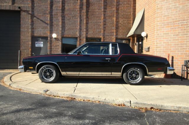 Oldsmobile Cutlass 1979 image number 25