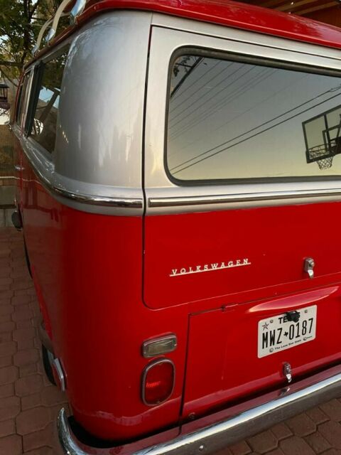 Volkswagen Bus/Vanagon 1970 image number 21