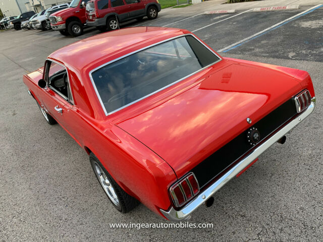 Ford Mustang 1966 image number 0