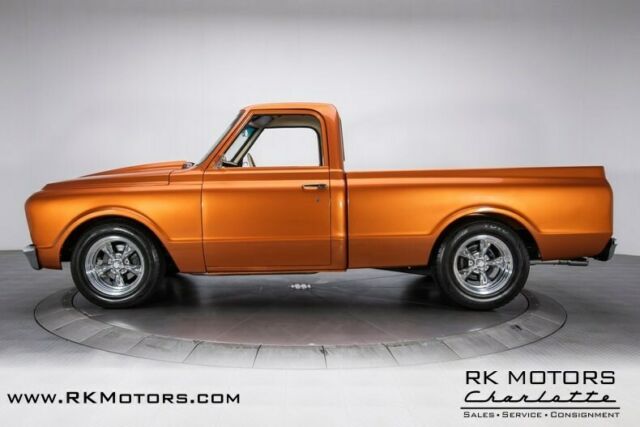 Chevrolet C-10 1967 image number 11