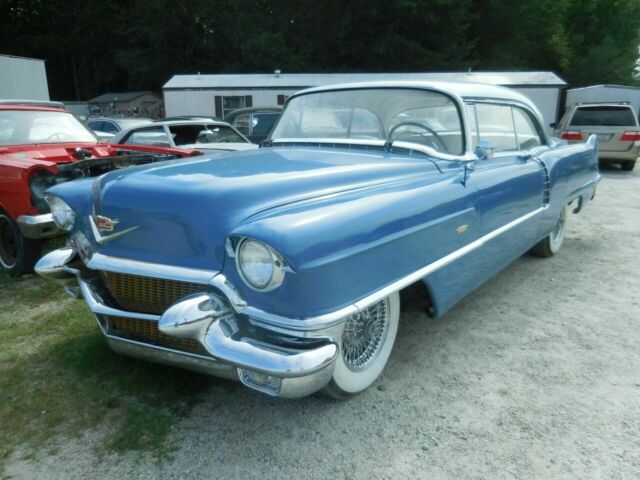 Cadillac DeVille 1956 image number 0