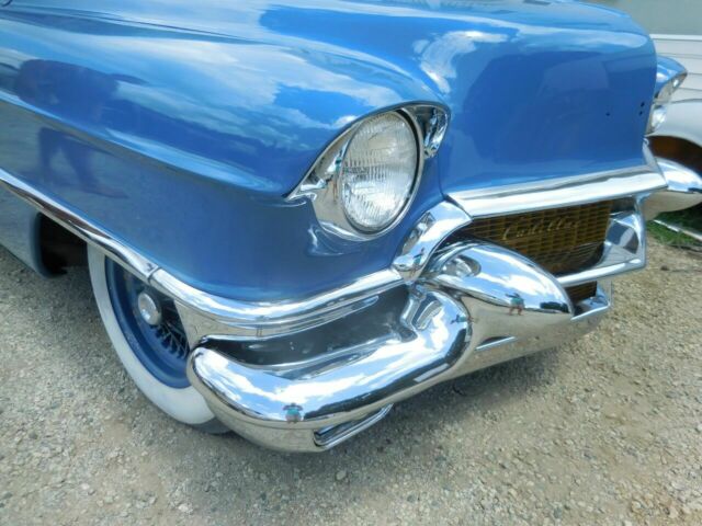 Cadillac DeVille 1956 image number 32