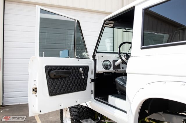 Ford Bronco 1973 image number 10