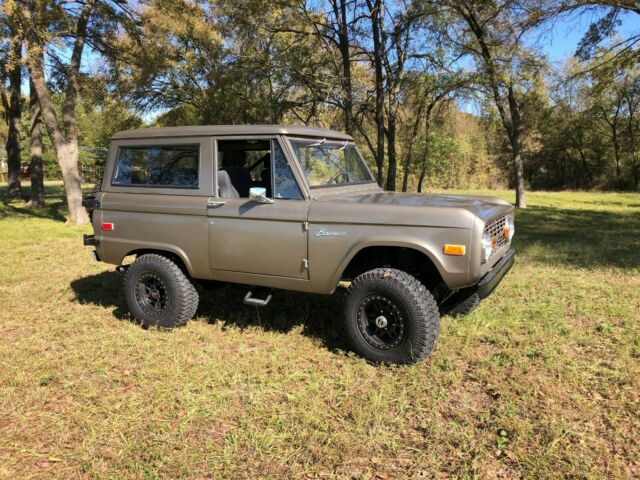 Ford Bronco 1972 image number 21