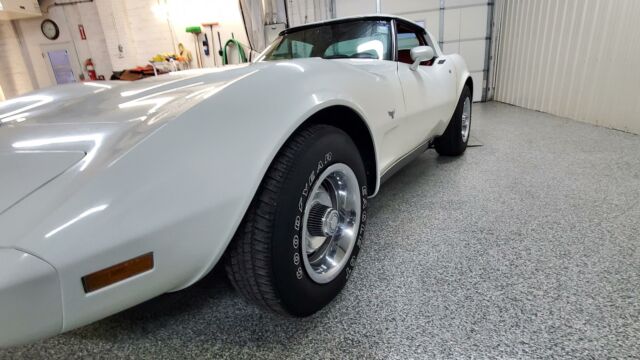 Chevrolet Corvette 1978 image number 28