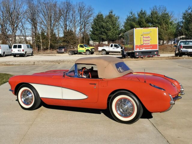 Chevrolet Corvette 1956 image number 10