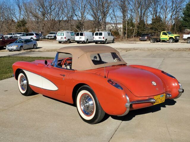 Chevrolet Corvette 1956 image number 33