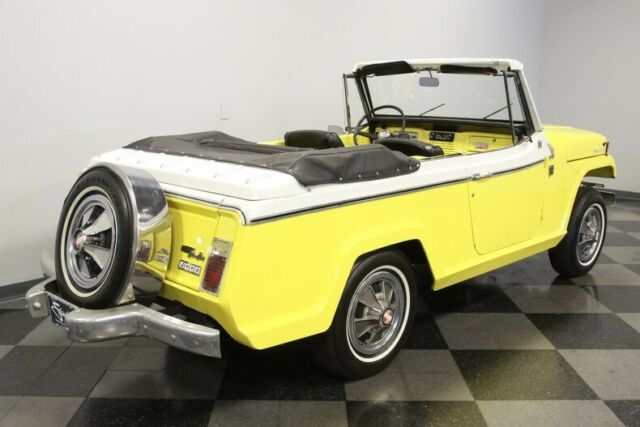 Jeep Jeepster 1967 image number 13