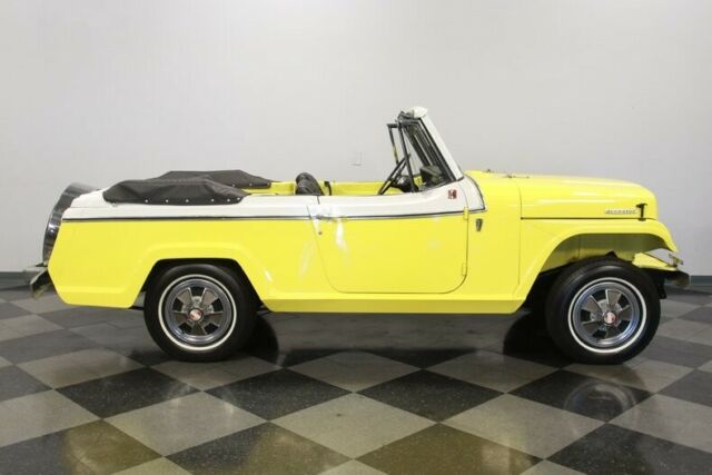 Jeep Jeepster 1967 image number 15