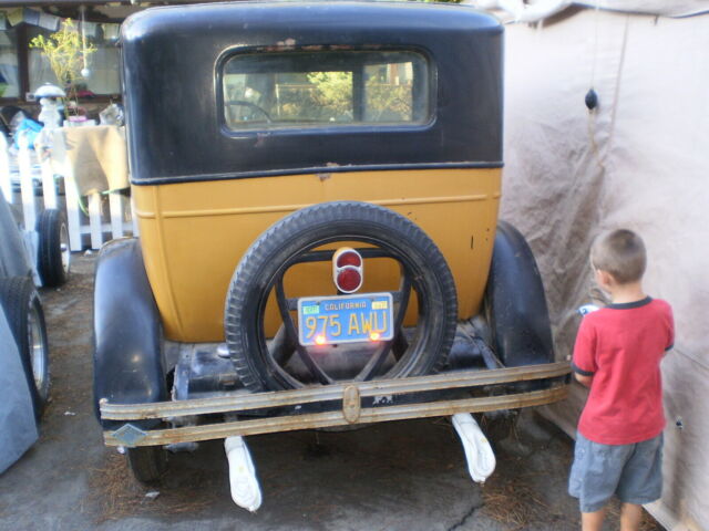 Chevrolet 2 door 1928 image number 21