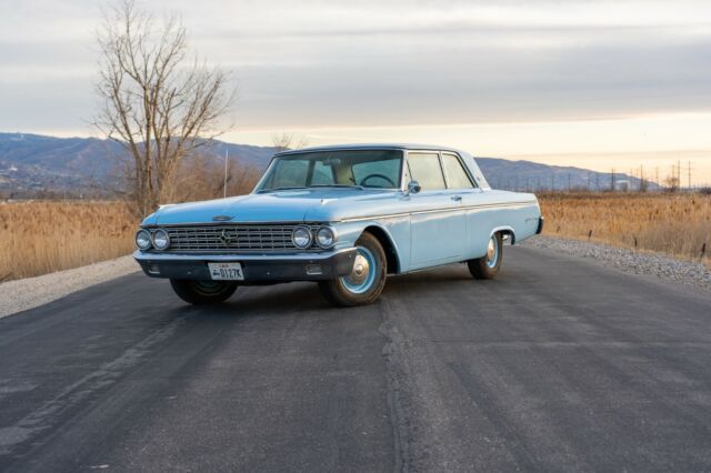 Ford Galaxie 1962 image number 25