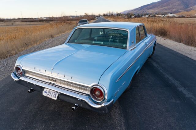 Ford Galaxie 1962 image number 8