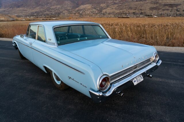 Ford Galaxie 1962 image number 9