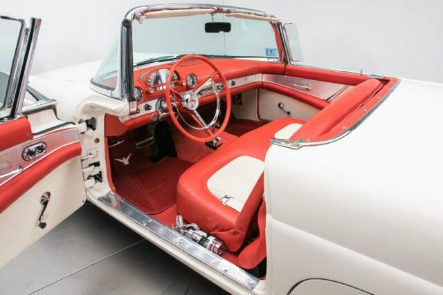 Ford Thunderbird 1956 image number 2