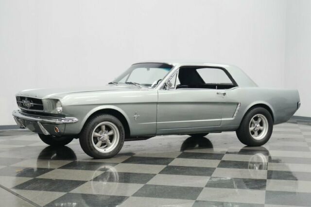 Ford Mustang 1965 image number 30