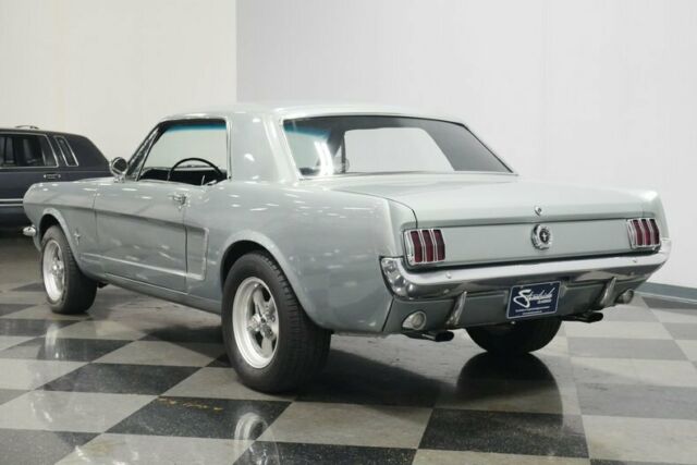 Ford Mustang 1965 image number 33