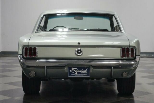 Ford Mustang 1965 image number 35